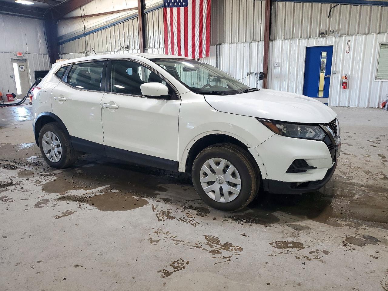 2020 Nissan Rogue Sport S - Фото 4