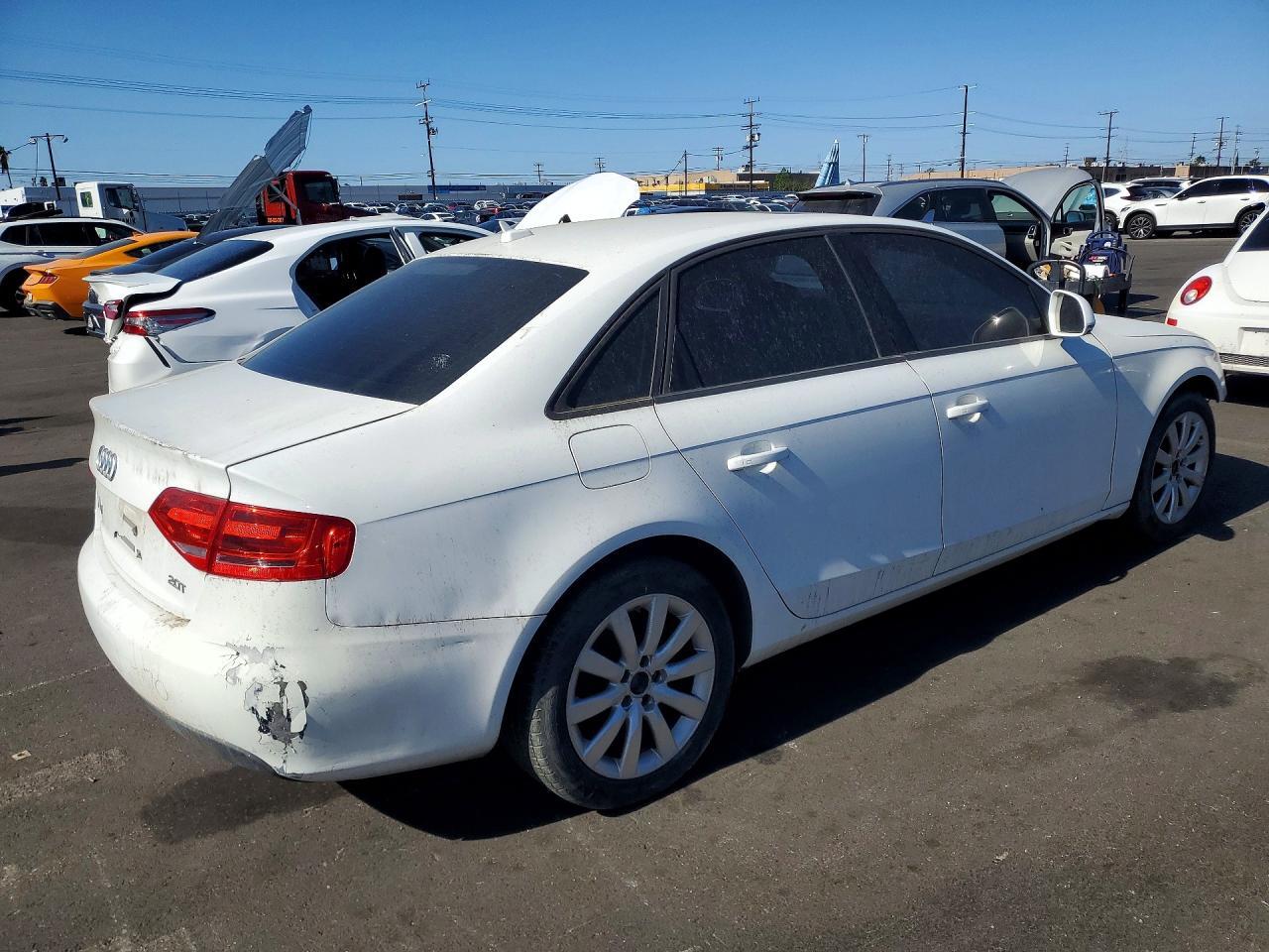 2009 Audi A4 Premium Plus - Фото 3