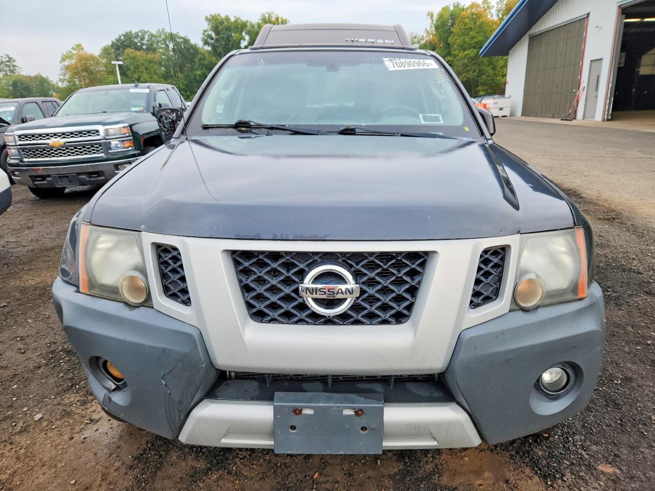 2012 Nissan Xterra X - Image 5