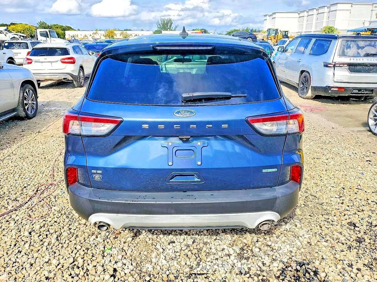 2020 Ford Escape Se - Фото 6