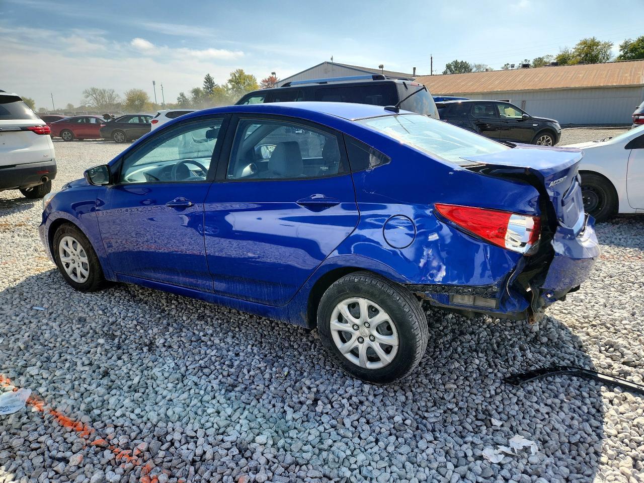 2014 Hyundai Accent Gls - Image 2