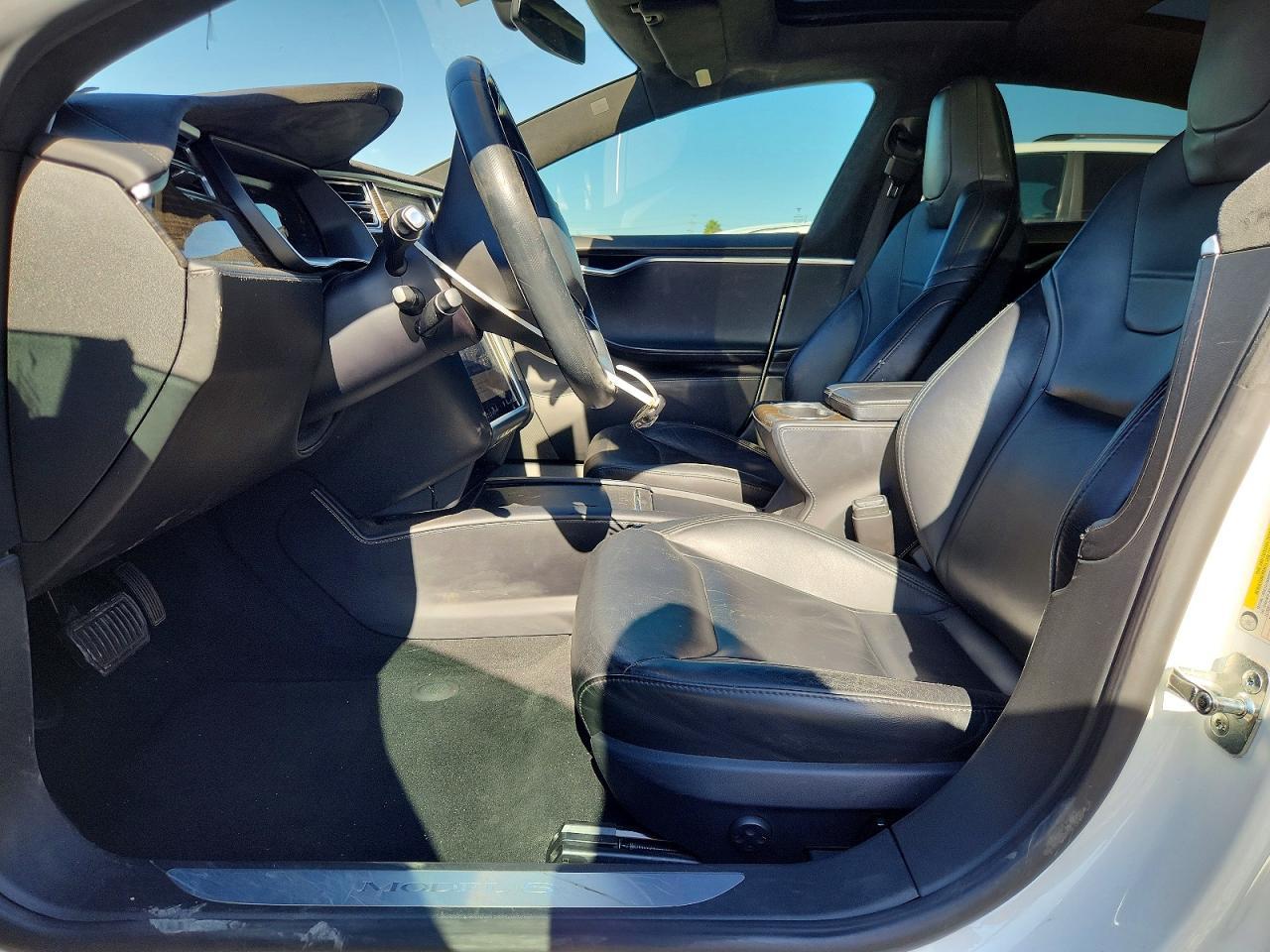 2016 Tesla Model S 90D - Image 7
