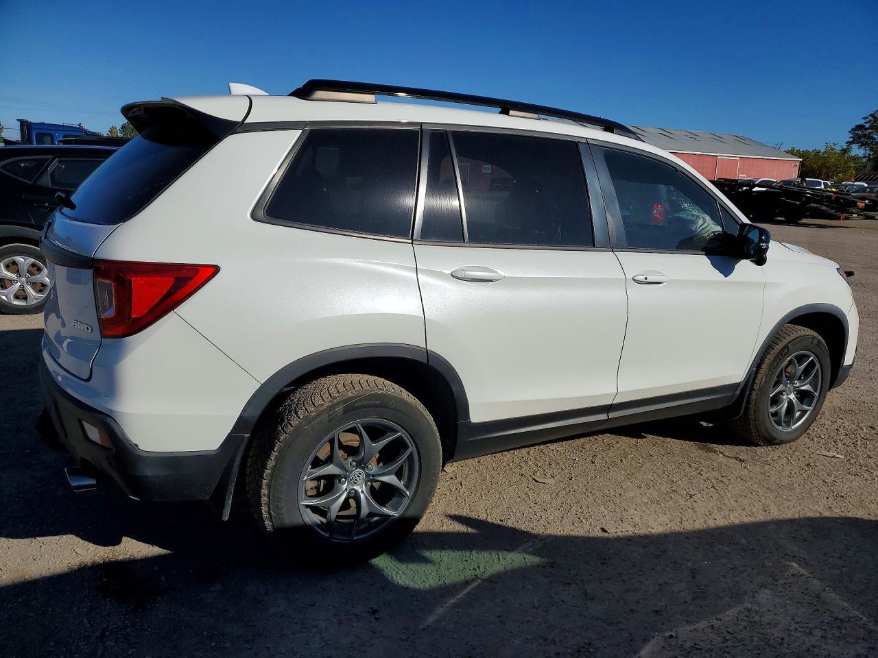 2020 Honda Passport - Image 3