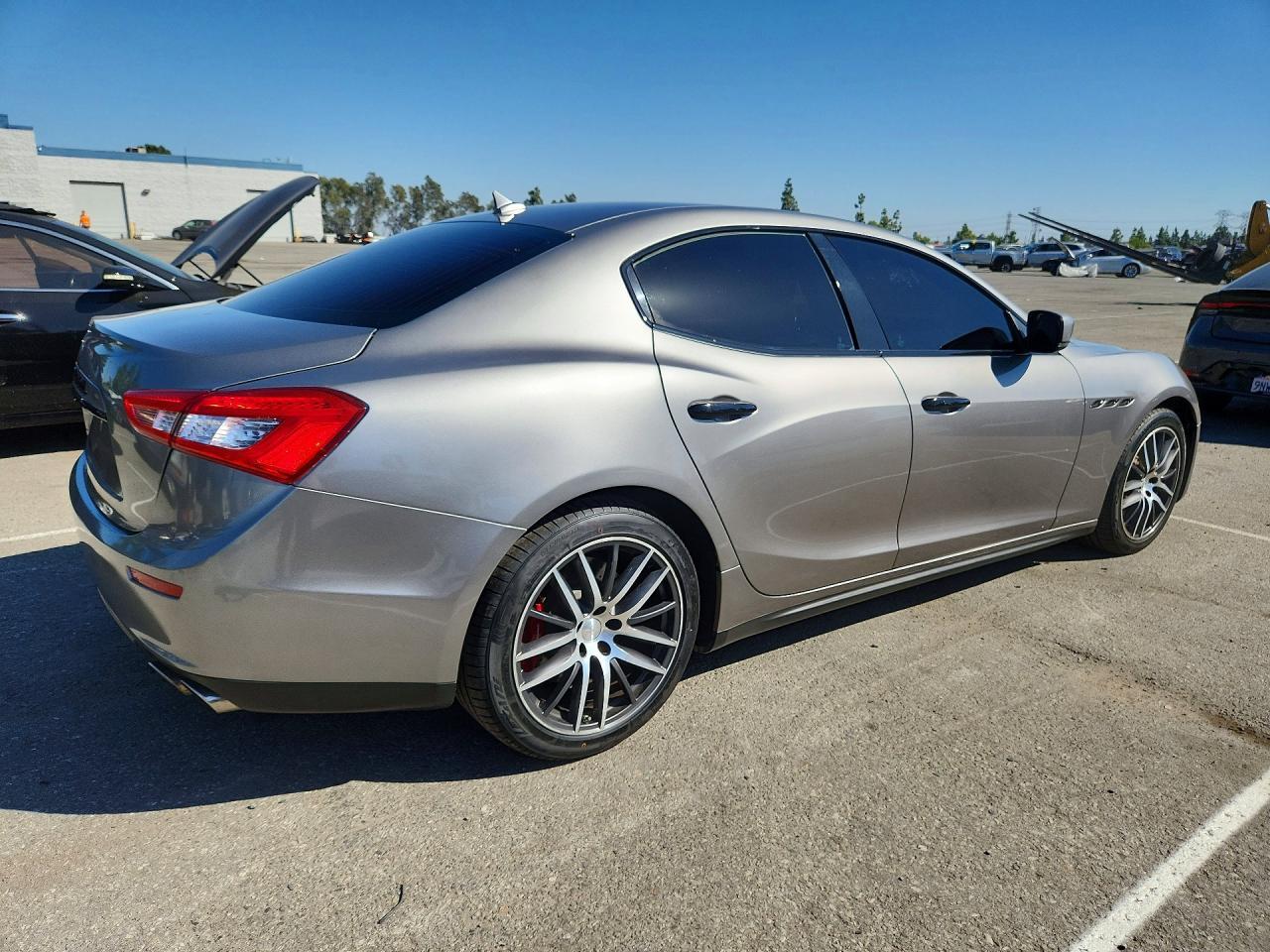 2014 Maserati Ghibli S - Image 3