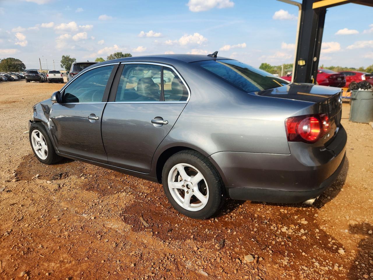 2009 Volkswagen Jetta Se - Фото 2