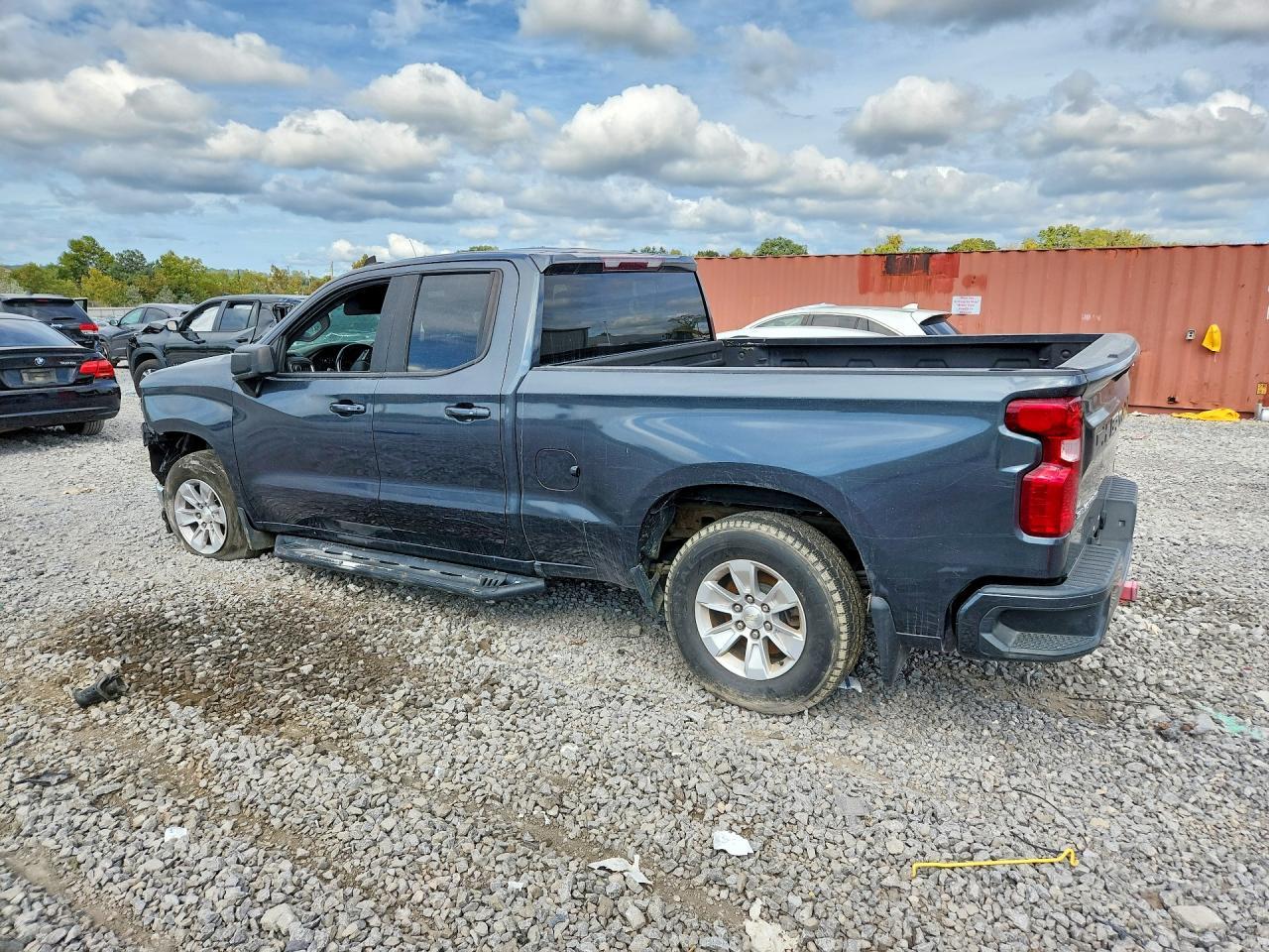 2019 Chevrolet Silverado K1500 Lt - Image 2