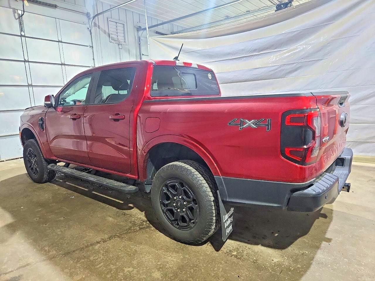 2025 Ford Ranger Lariat - Image 2