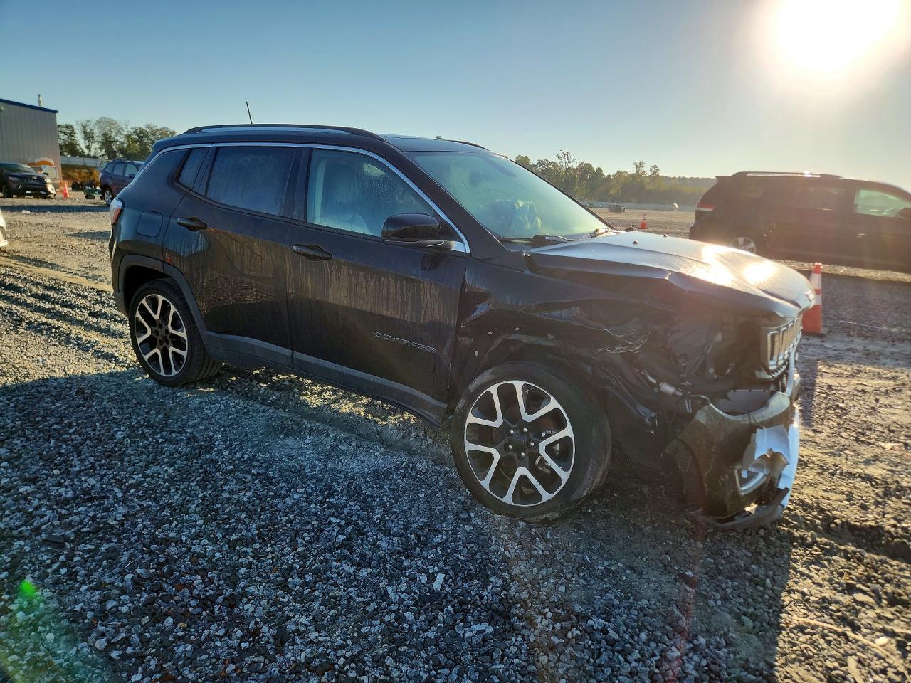 2018 Jeep Compass Limited - Image 4