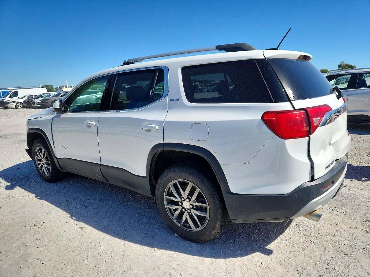 2018 GMC Acadia Sle - Image 2