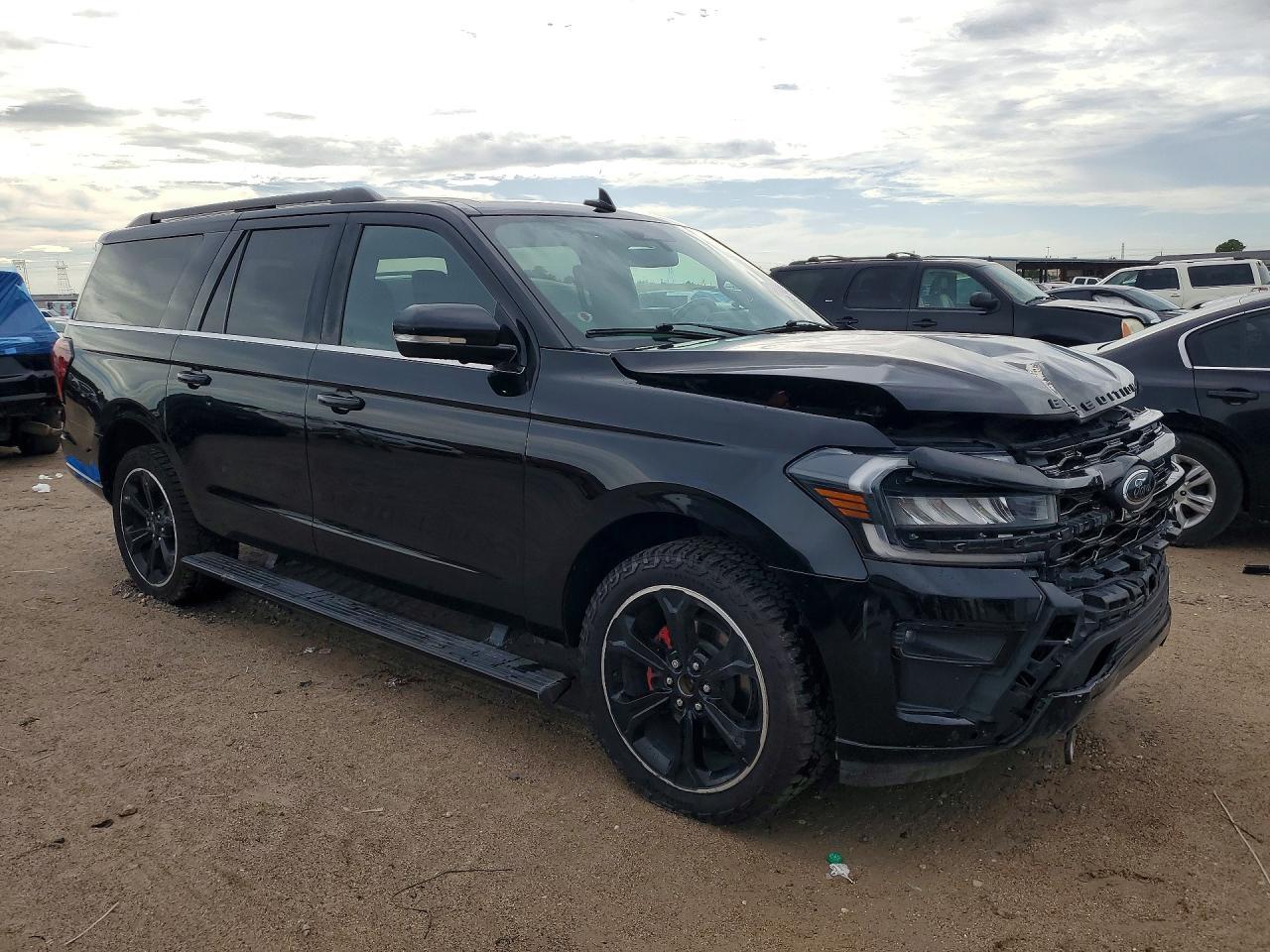 2022 Ford Expedition Max Limited - Image 4