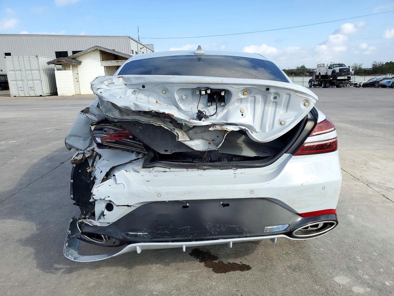 2022 Genesis G70 3.3T Standard - Фото 6