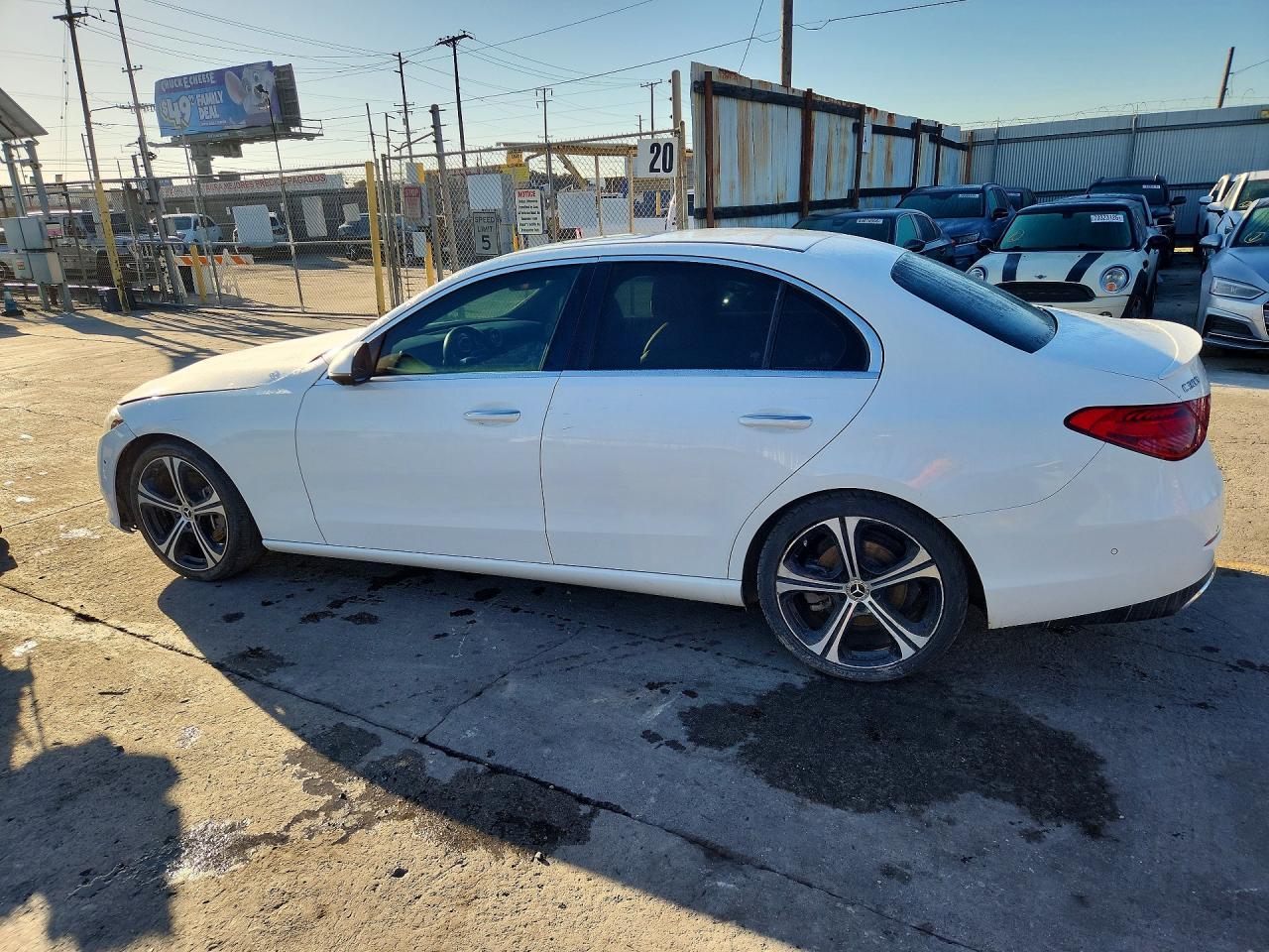 2022 Mercedes-Benz C 300 - Image 2