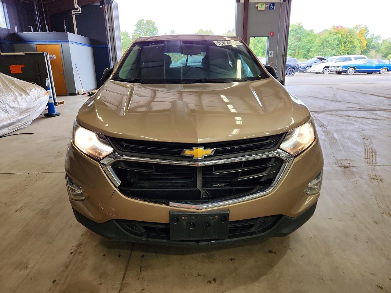 2018 Chevrolet Equinox Ls - Фото 5