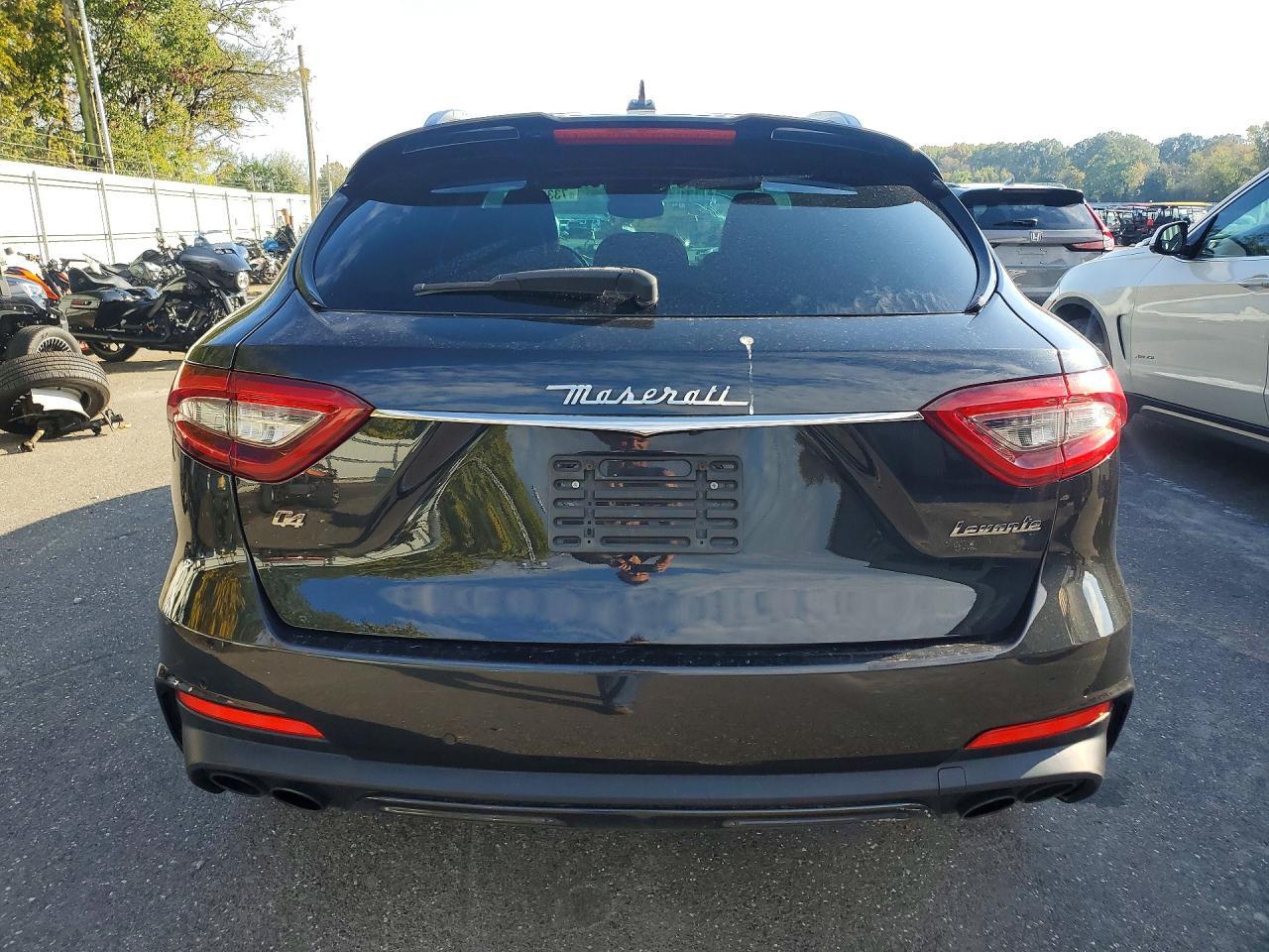 2020 Maserati Levante Sport - Фото 6
