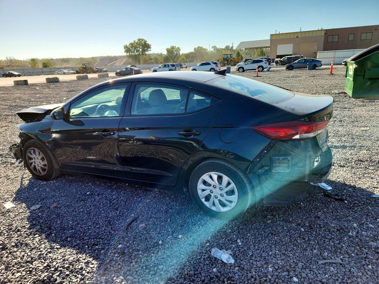 2017 Hyundai Elantra Se - Image 2