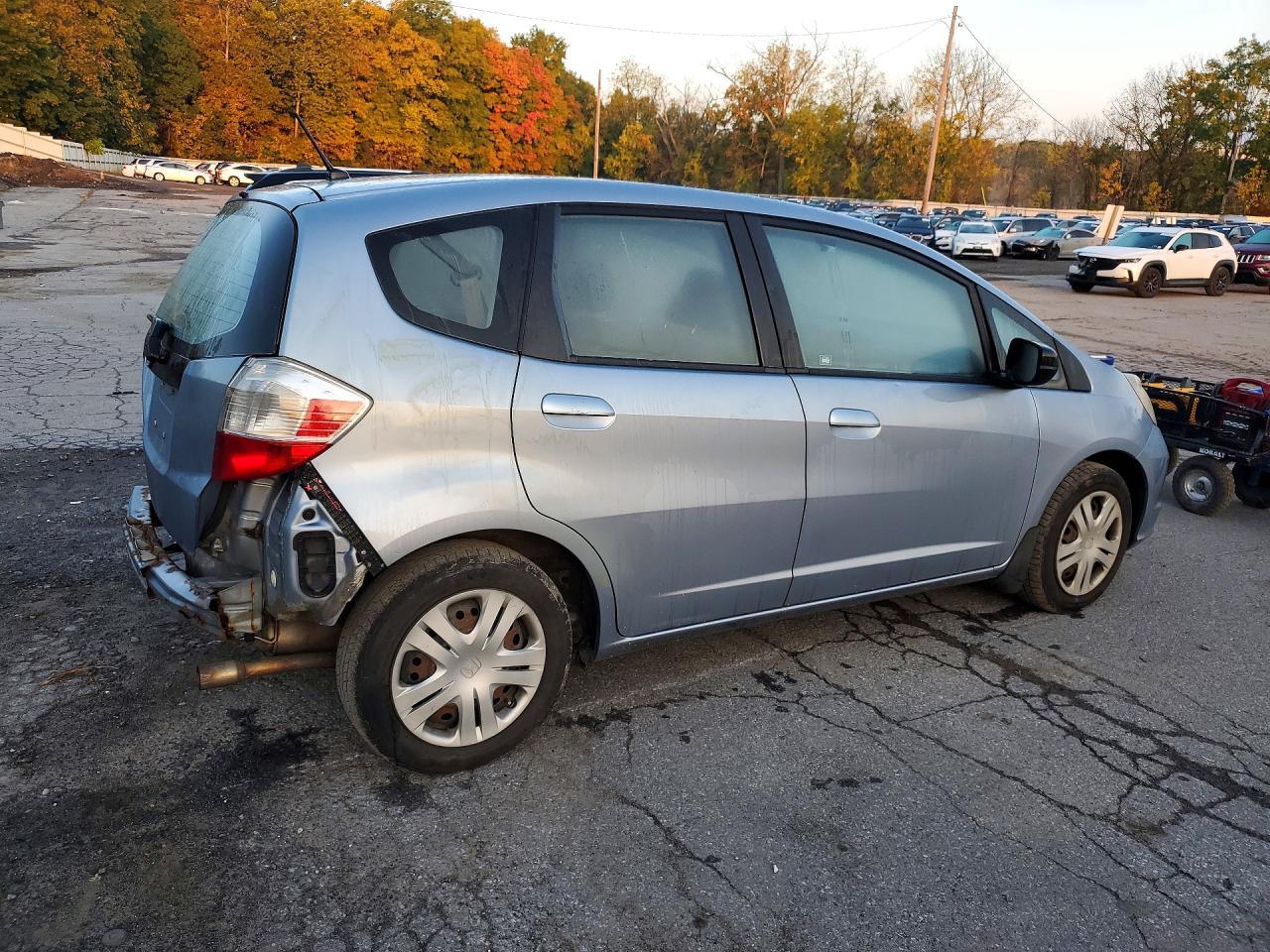 2011 Honda Fit - Фото 3