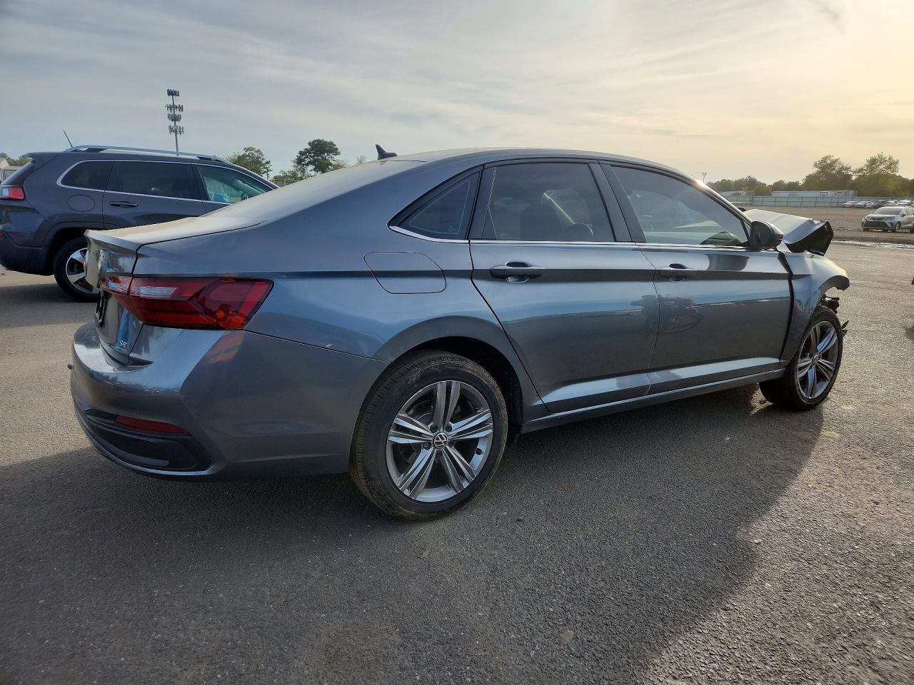 2024 Volkswagen Jetta Se - Фото 3