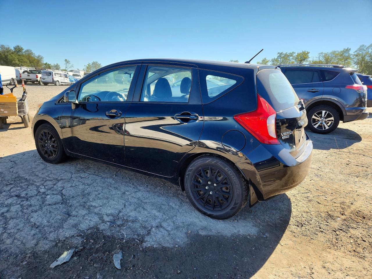 2014 Nissan Versa Note S - Фото 2