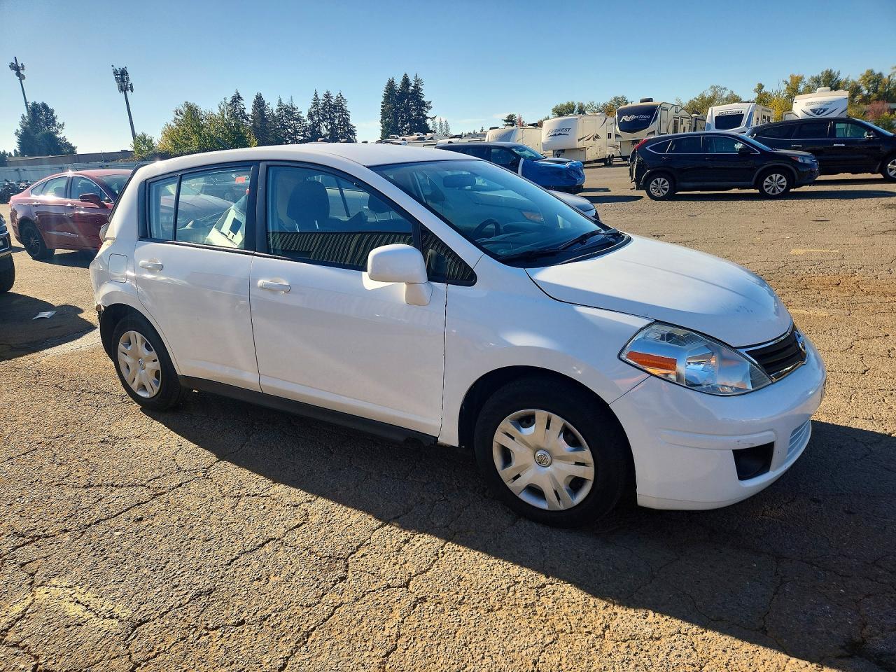 2012 Nissan Versa 1.8 S - Image 4