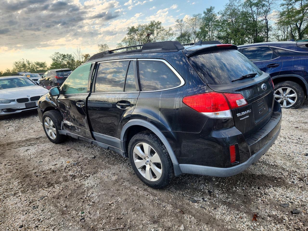 2012 Subaru Outback 3.6R Limited - Фото 2