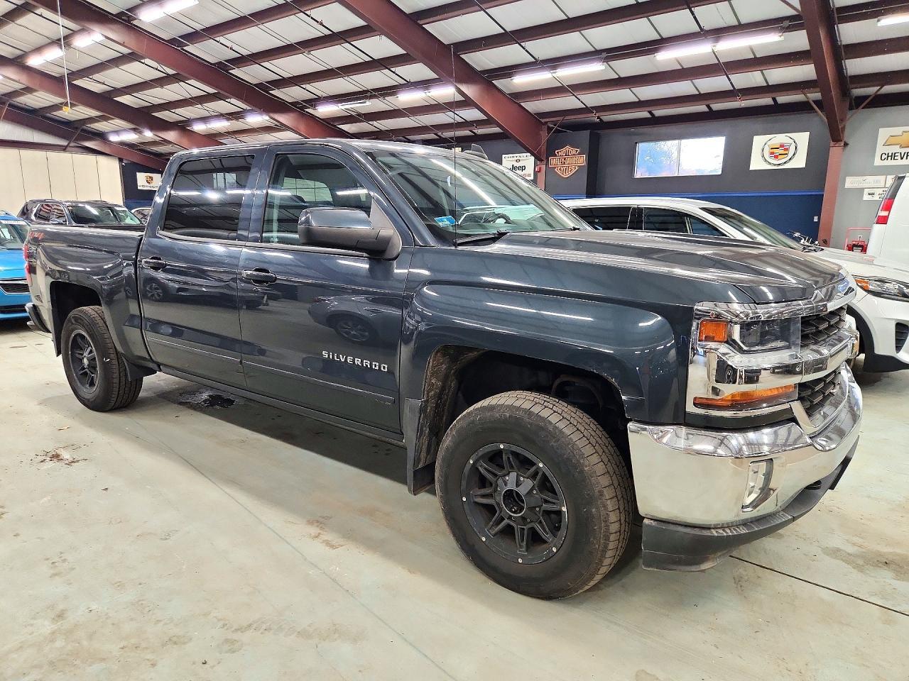 2018 Chevrolet Silverado K1500 Lt - Image 4