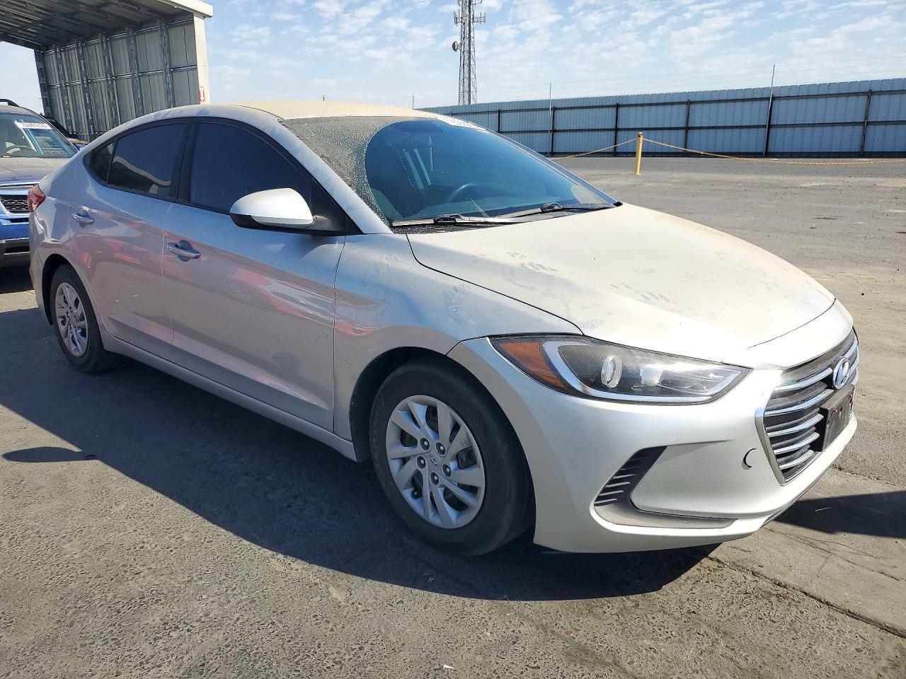 2017 Hyundai Elantra Se - Фото 4