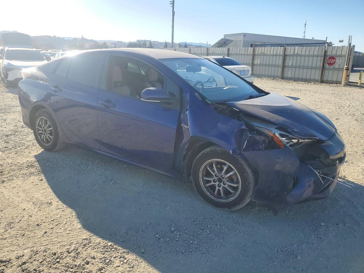 2016 Toyota Prius Two - Image 4