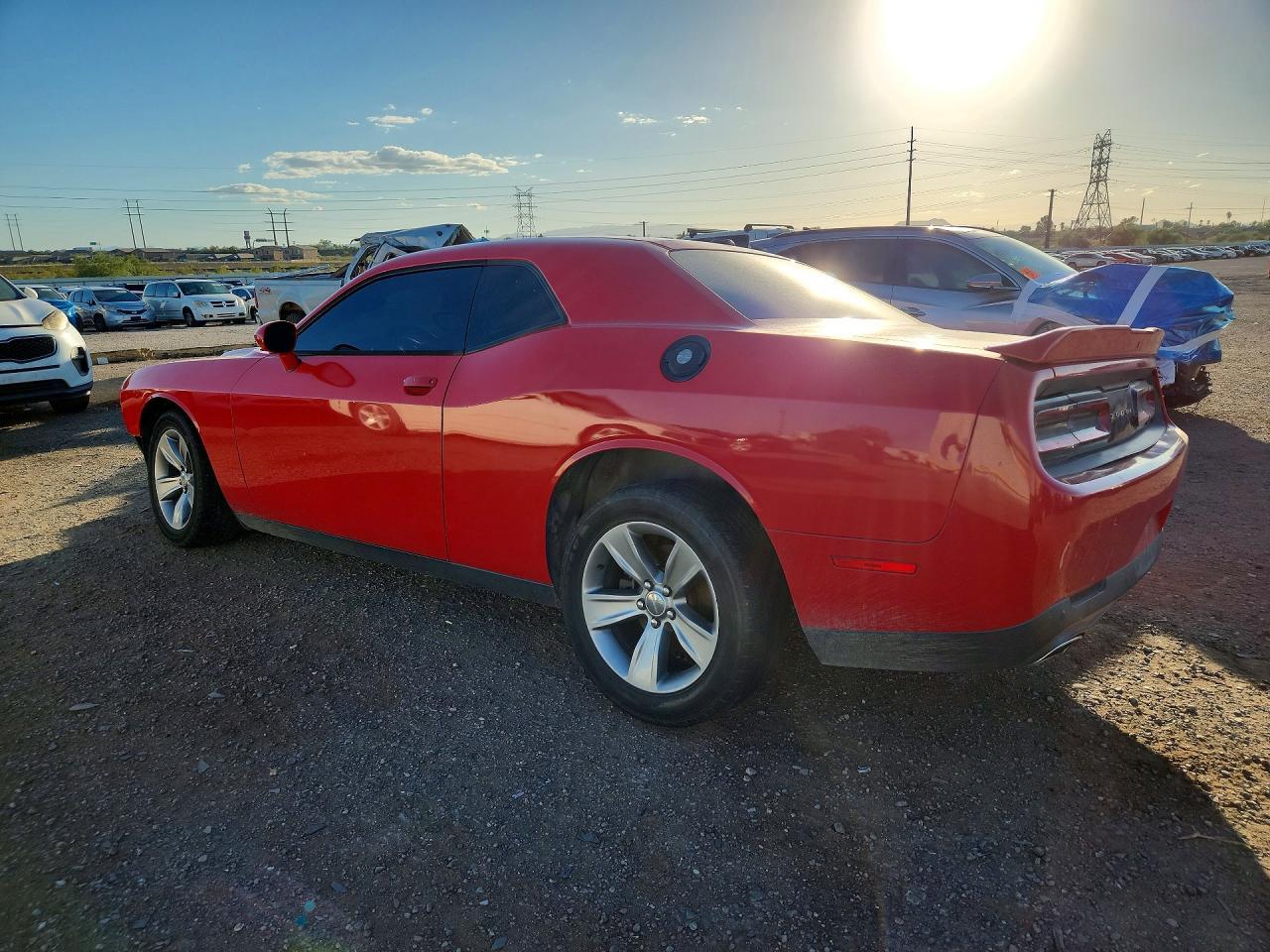2015 Dodge Challenger Sxt - Фото 2