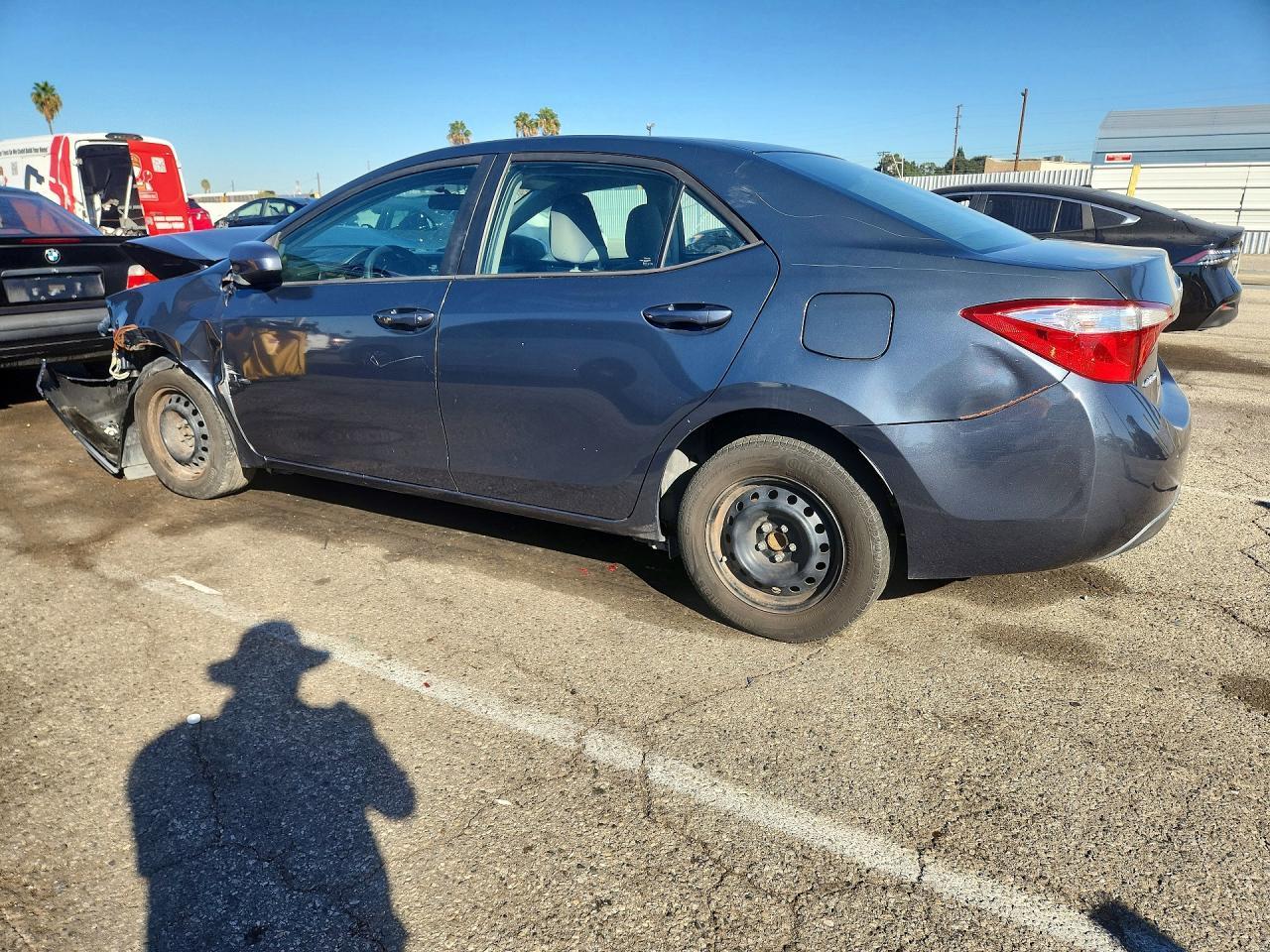 2016 Toyota Corolla Le Plus - Image 2