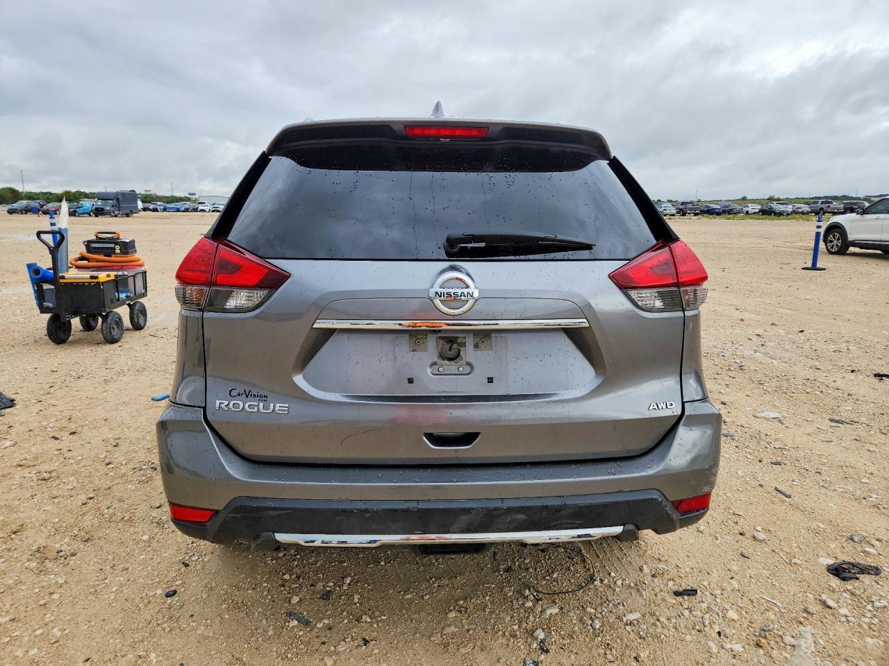 2017 Nissan Rogue S - Фото 6