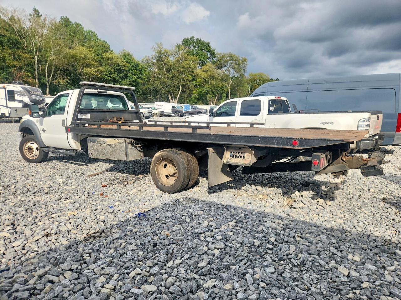 2016 Ford F550 Super Duty - Фото 2