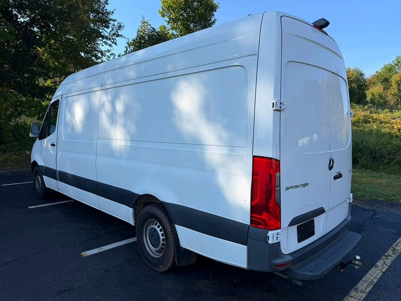 2023 Mercedes-Benz Sprinter 2500 - Image 2