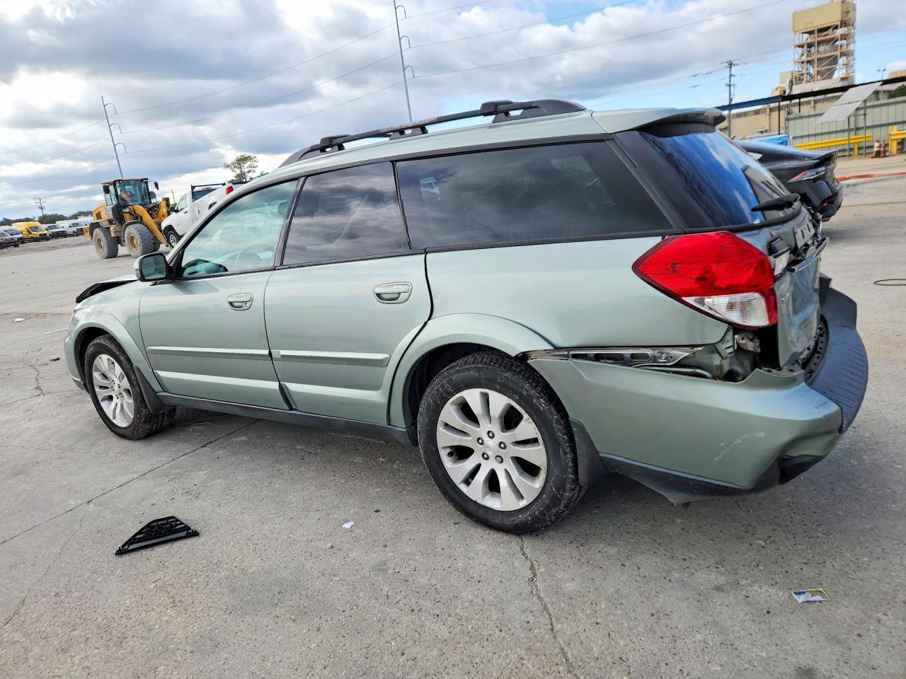 2009 Subaru Outback 3.0R - Фото 2