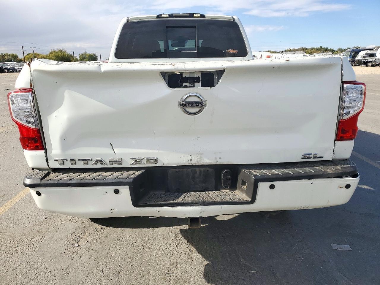 2016 Nissan Titan Xd Sl - Фото 6