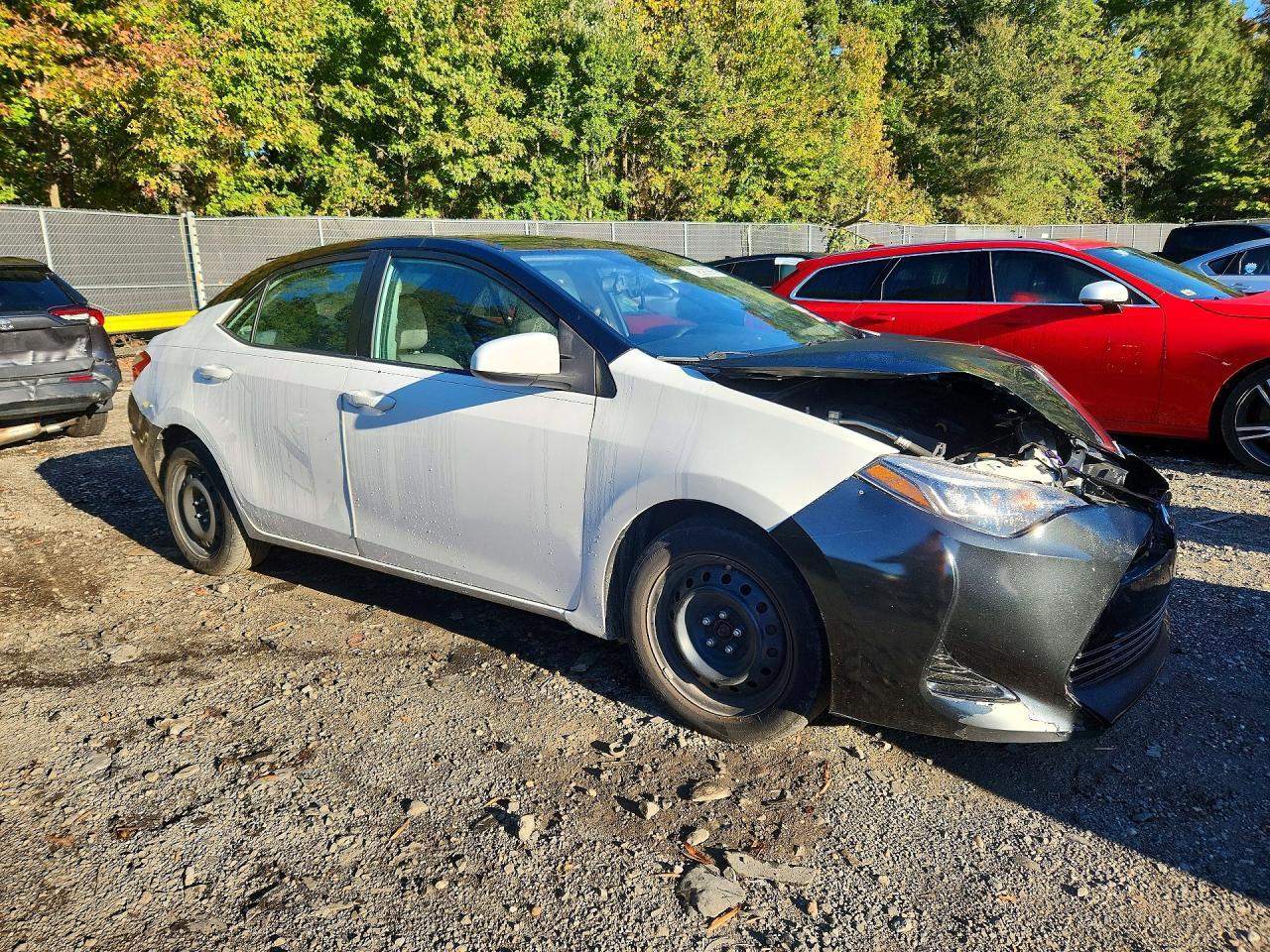 2015 Toyota Corolla Le - Image 4