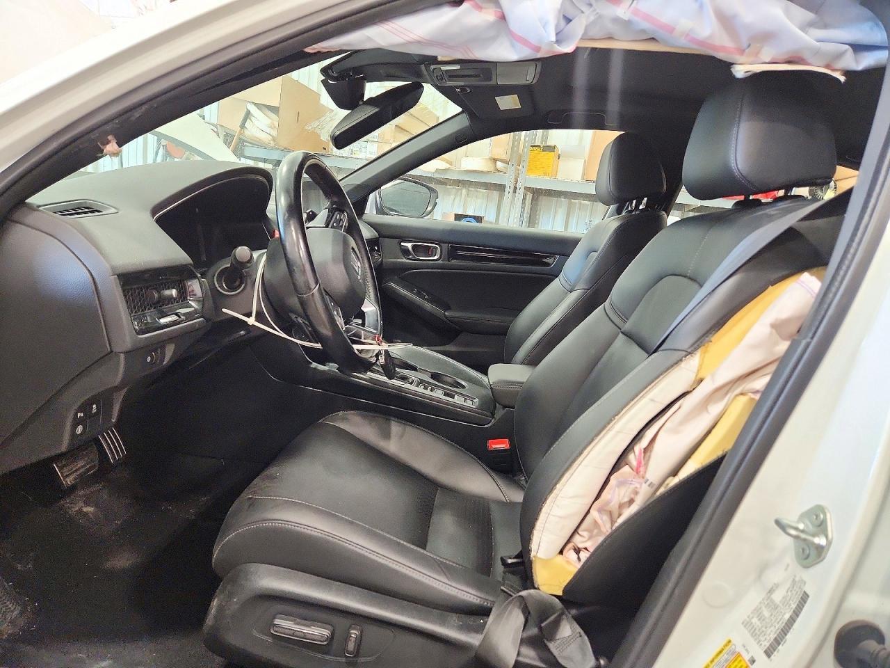 2022 Honda Civic Sport Touring - Image 7
