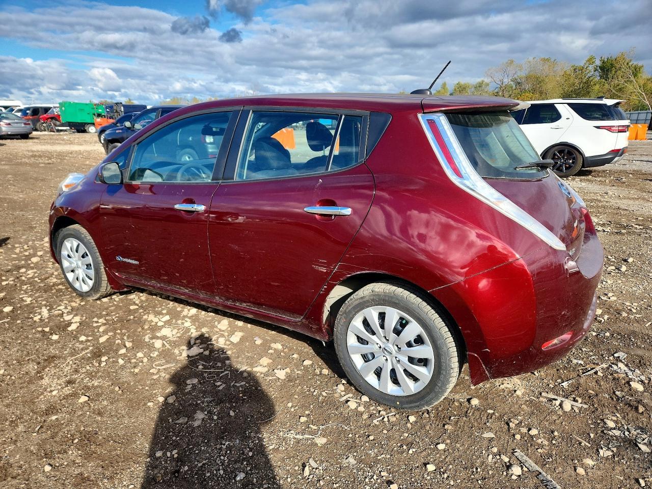 2016 Nissan Leaf S - Фото 2