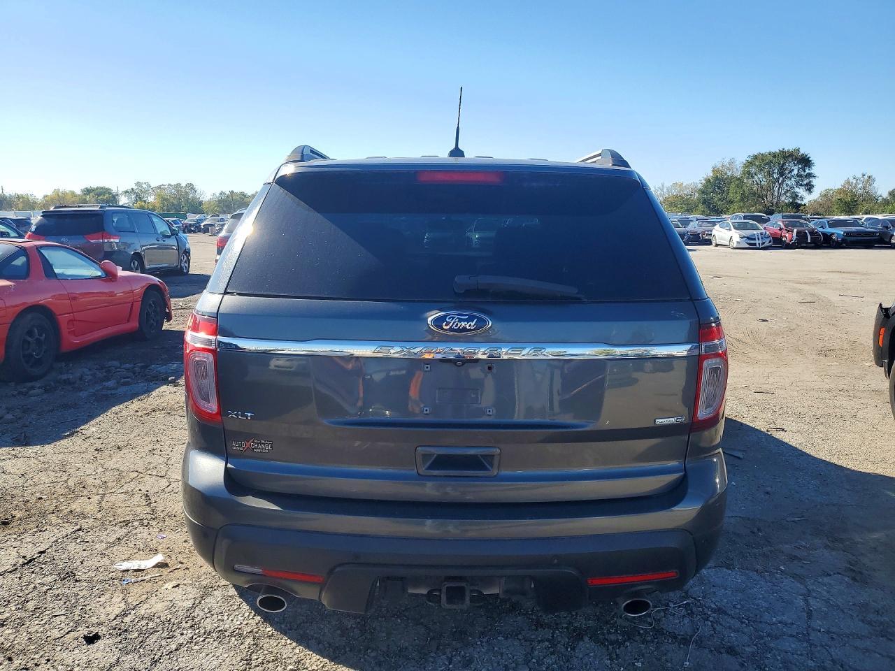 2015 Ford Explorer Xlt - Фото 6