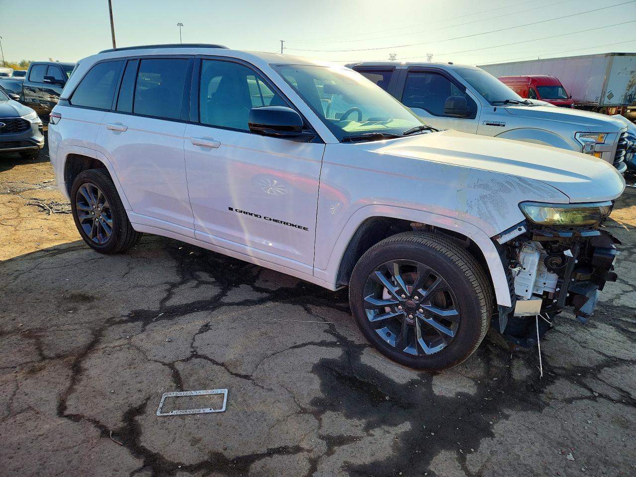 2026 Jeep Grand Cherokee Limited - Фото 4