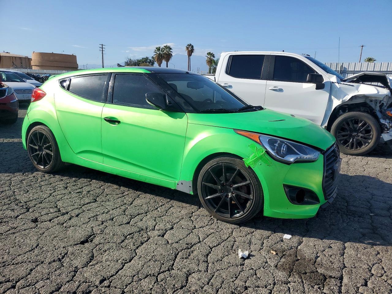 2015 Hyundai Veloster Turbo - Фото 4