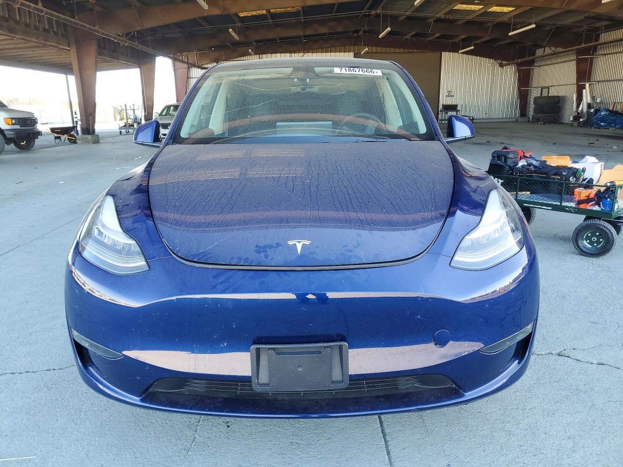 2023 Tesla Model Y - Фото 5