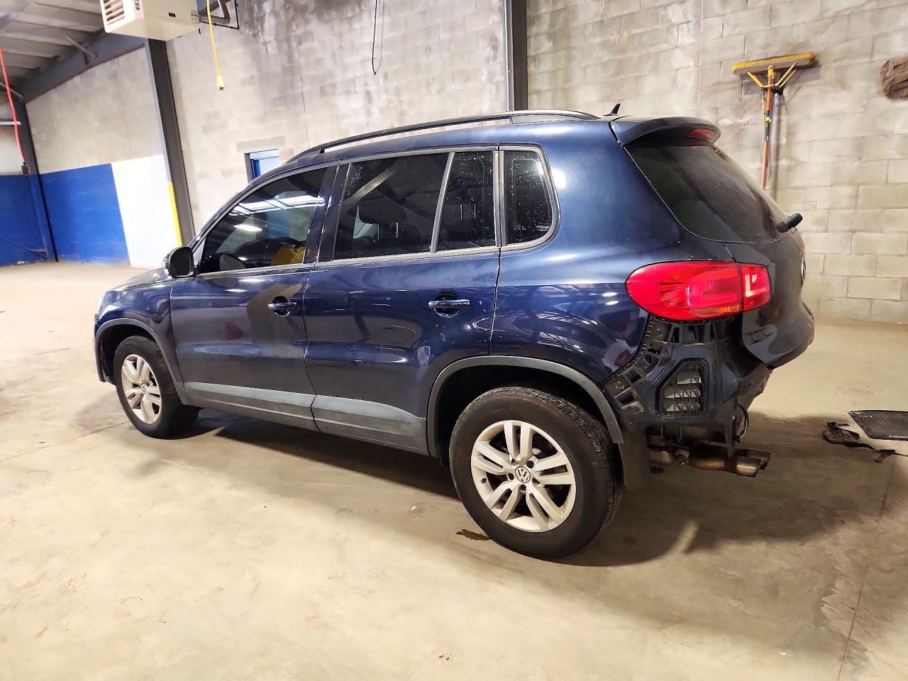 2016 Volkswagen Tiguan S - Image 2