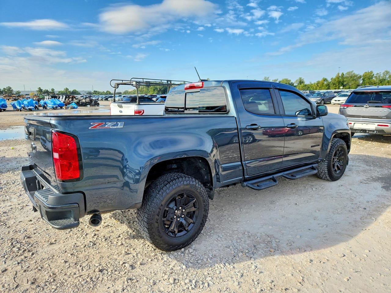 2020 Chevrolet Colorado Z71 - Image 3