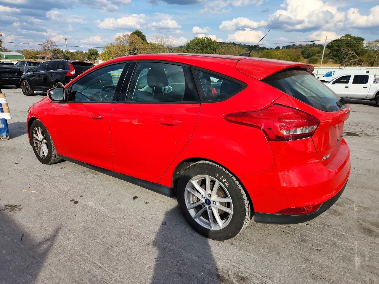 2017 Ford Focus Se - Фото 2