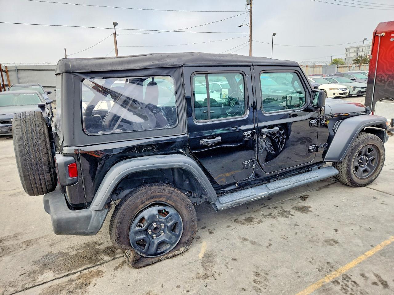 2022 Jeep Wrangler Unlimited Sport - Фото 3
