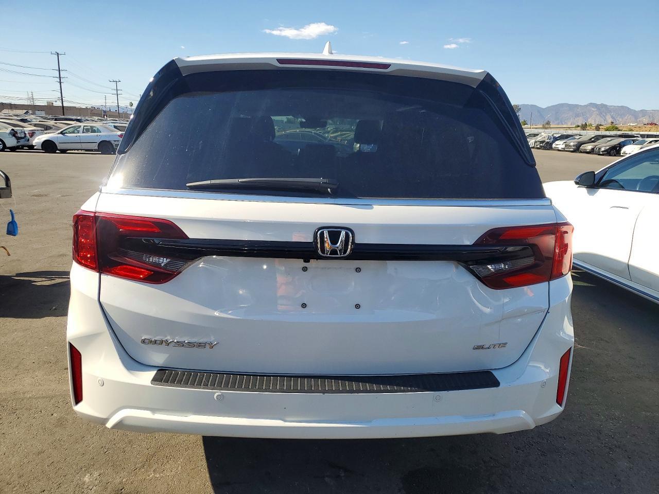 2026 Honda Odyssey Elite - Фото 6