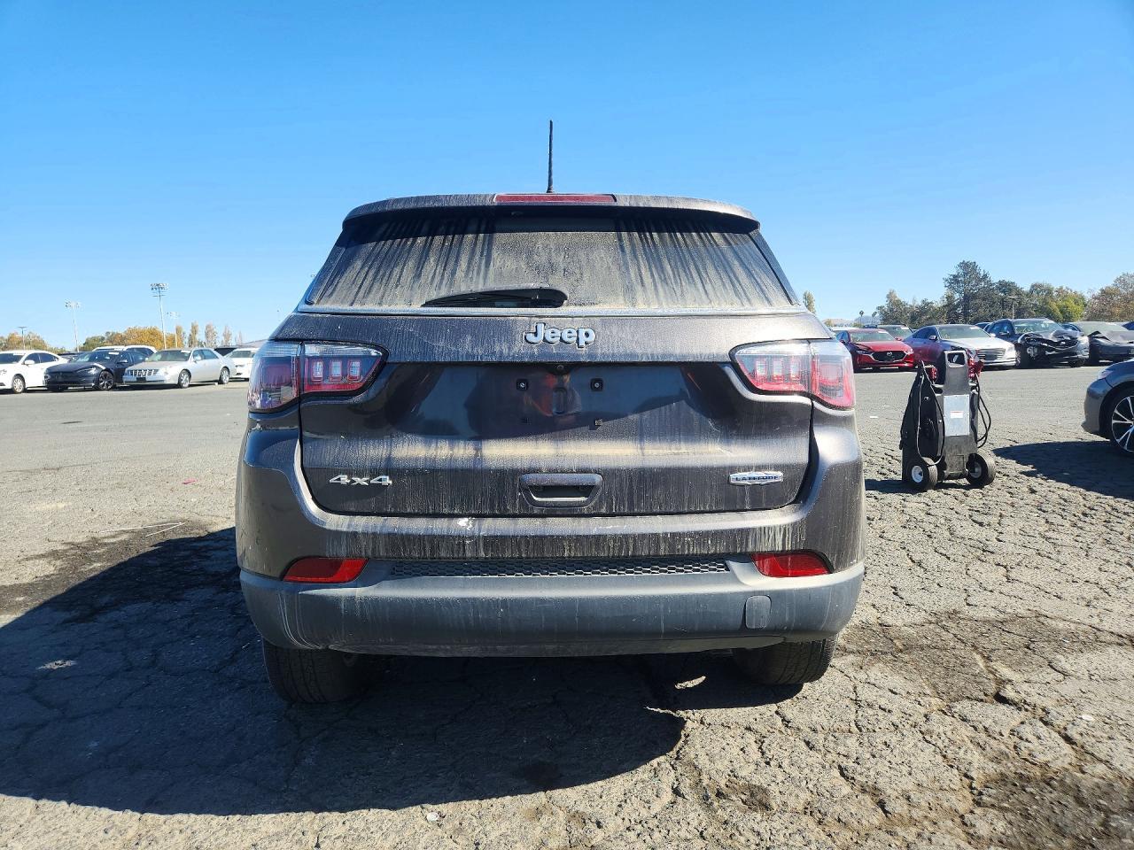 2020 Jeep Compass Latitude - Фото 6