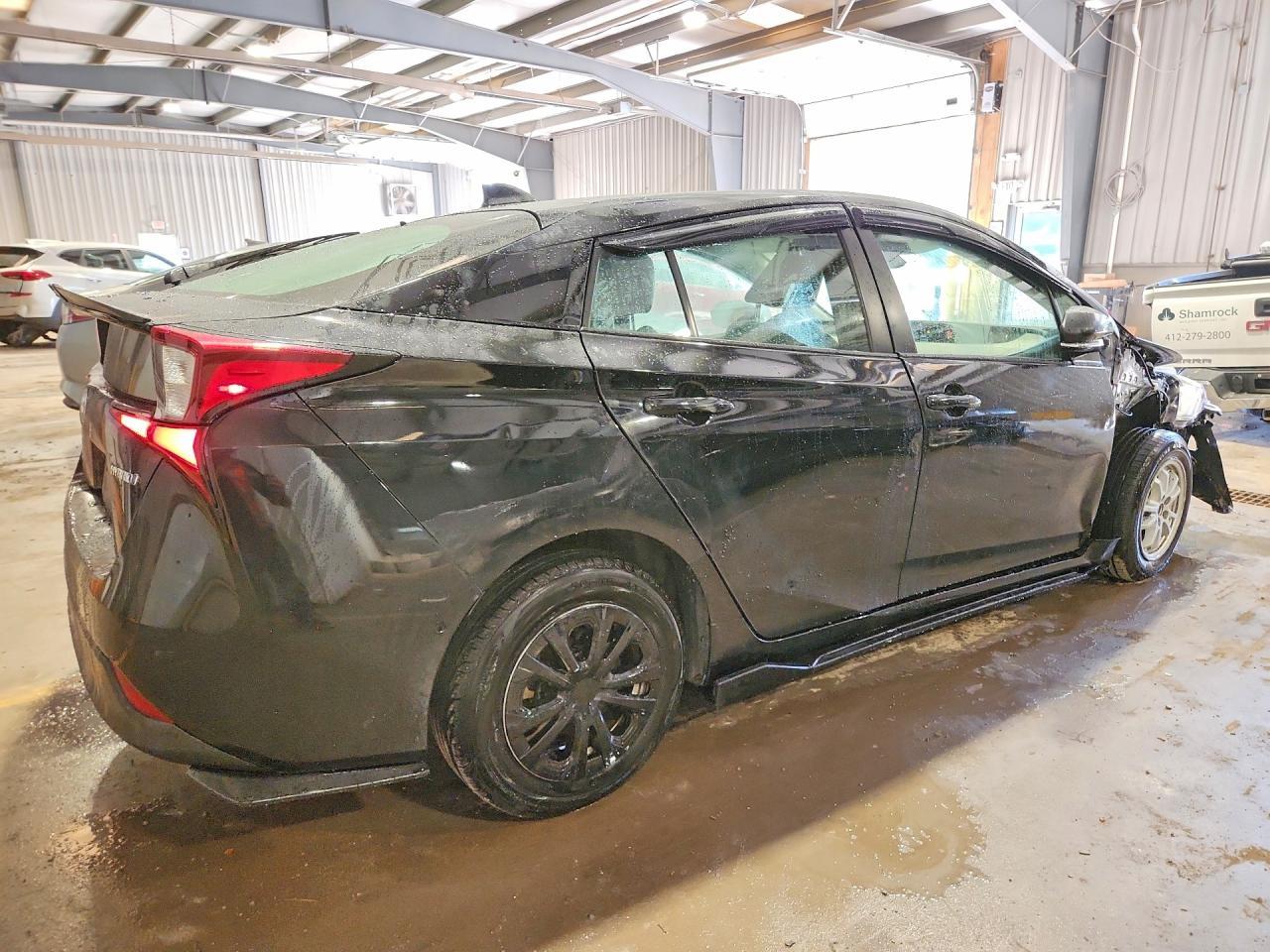 2020 Toyota Prius Le - Image 3