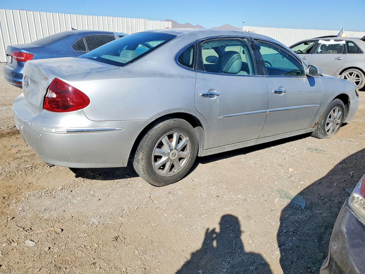 2005 Buick Lacrosse Cxl - Image 3