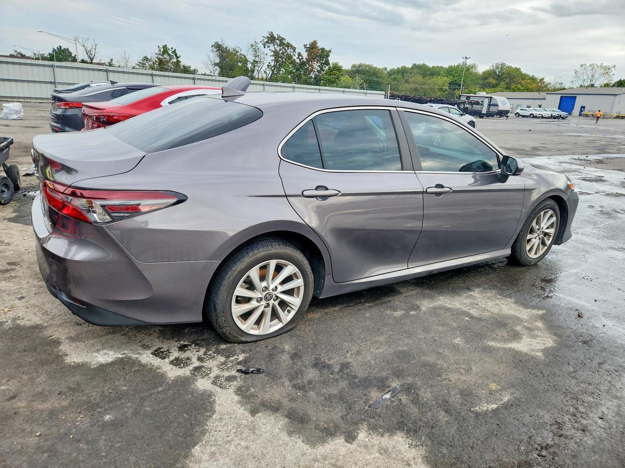2023 Toyota Camry Le - Image 3